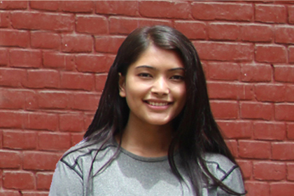 Sonia Raut ha estudiado Azafata