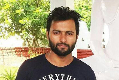 Ghanshyam Paudel ha estudiado Ingeniería